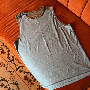 Two toned Lululemon Tank
